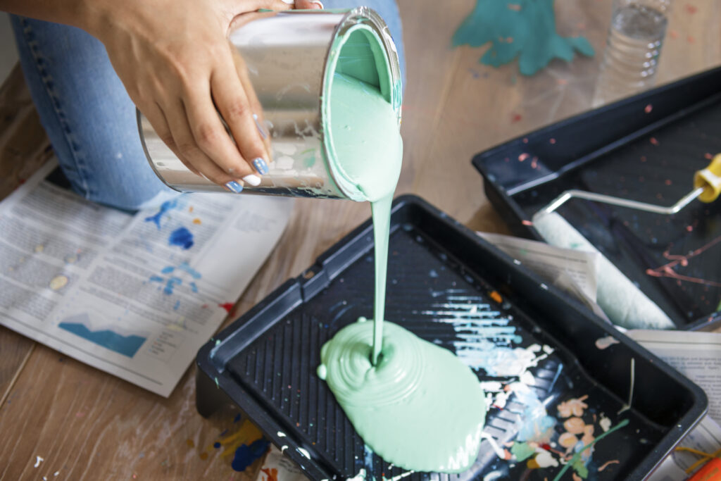 Cómo calcular cuánta pintura necesitas para pintar una habitación