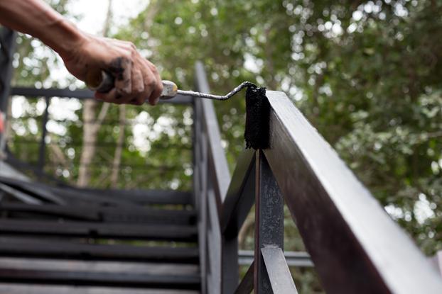 pintar la escalera de una comunidad en Castellón