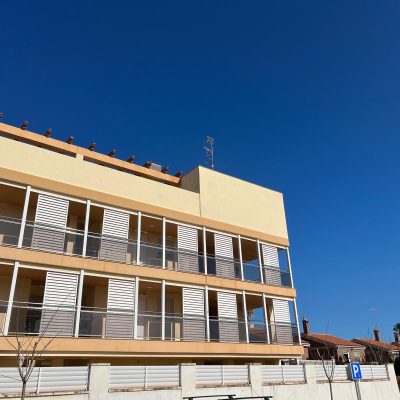 Renovación exterior realizada por Álvarez Pintores castellon